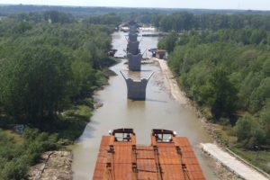Steel bridge over Wisła near Kamień in Poland